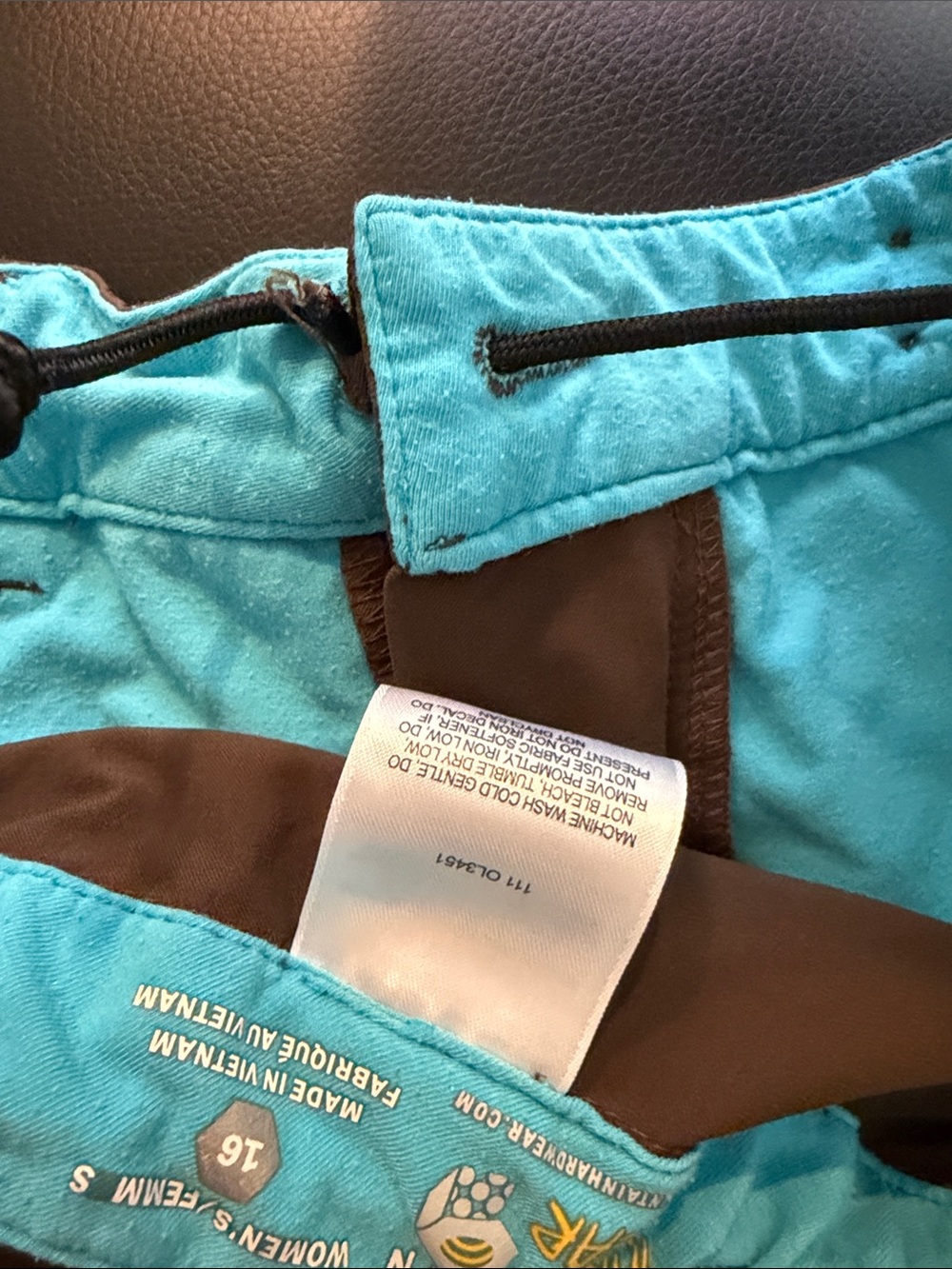 Mountain Hardwear Women's Brown Athletic Shorts with Blue Waistband - Picture 13 of 13
